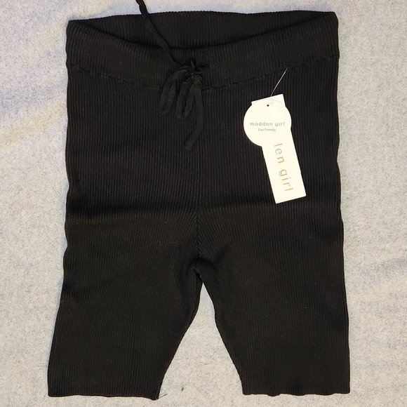 MADDEN GIRL Women's Black Two Piece Ribbed Knit Tank Top Biker Short Set - NWT - Picture 4 of 5